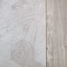 Load image into Gallery viewer, Amtico Vinyl Border Stripping
