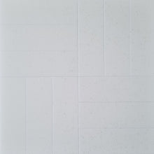 Load image into Gallery viewer, Amtico Signature Glint Orb - Parquet