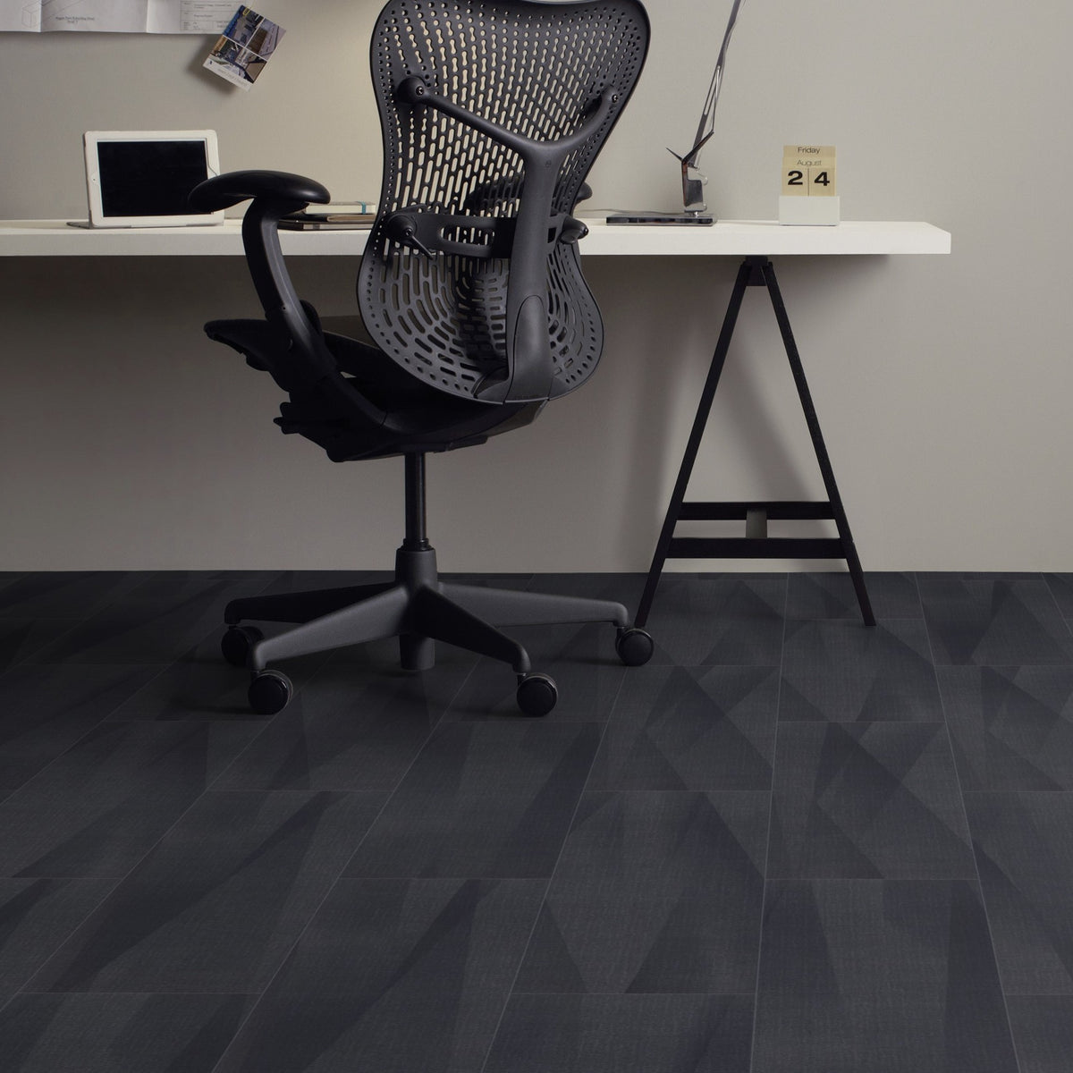 Amtico Spacia Stellar Black