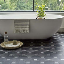 Load image into Gallery viewer, Amtico DC310 Keystone Kura