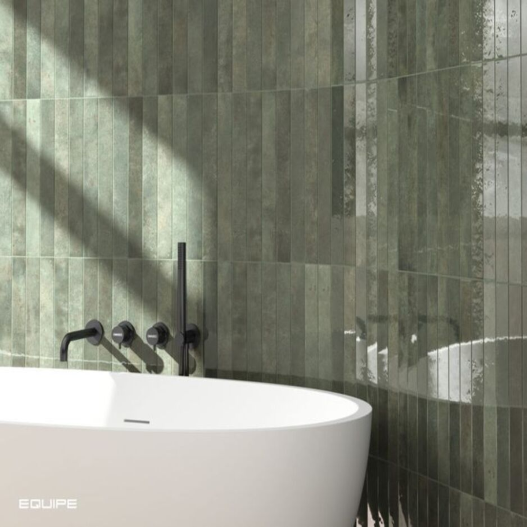 Verticale Oakmoss Metro Decor Tile