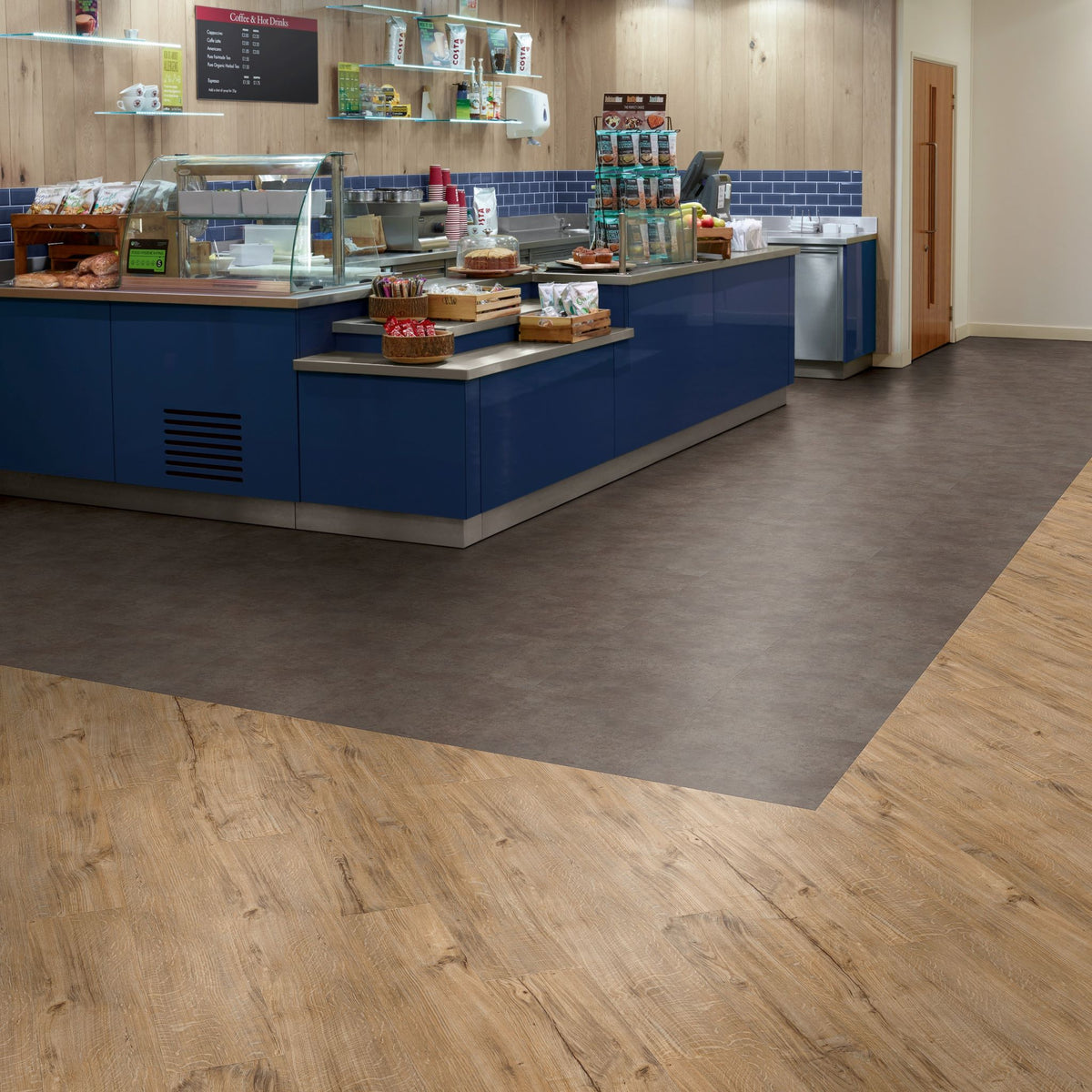 Amtico Spacia Featured Oak