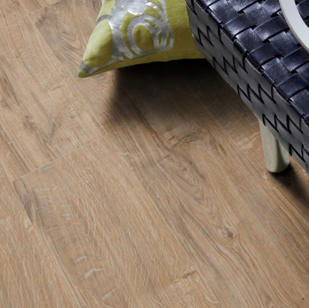 Amtico Spacia Featured Oak