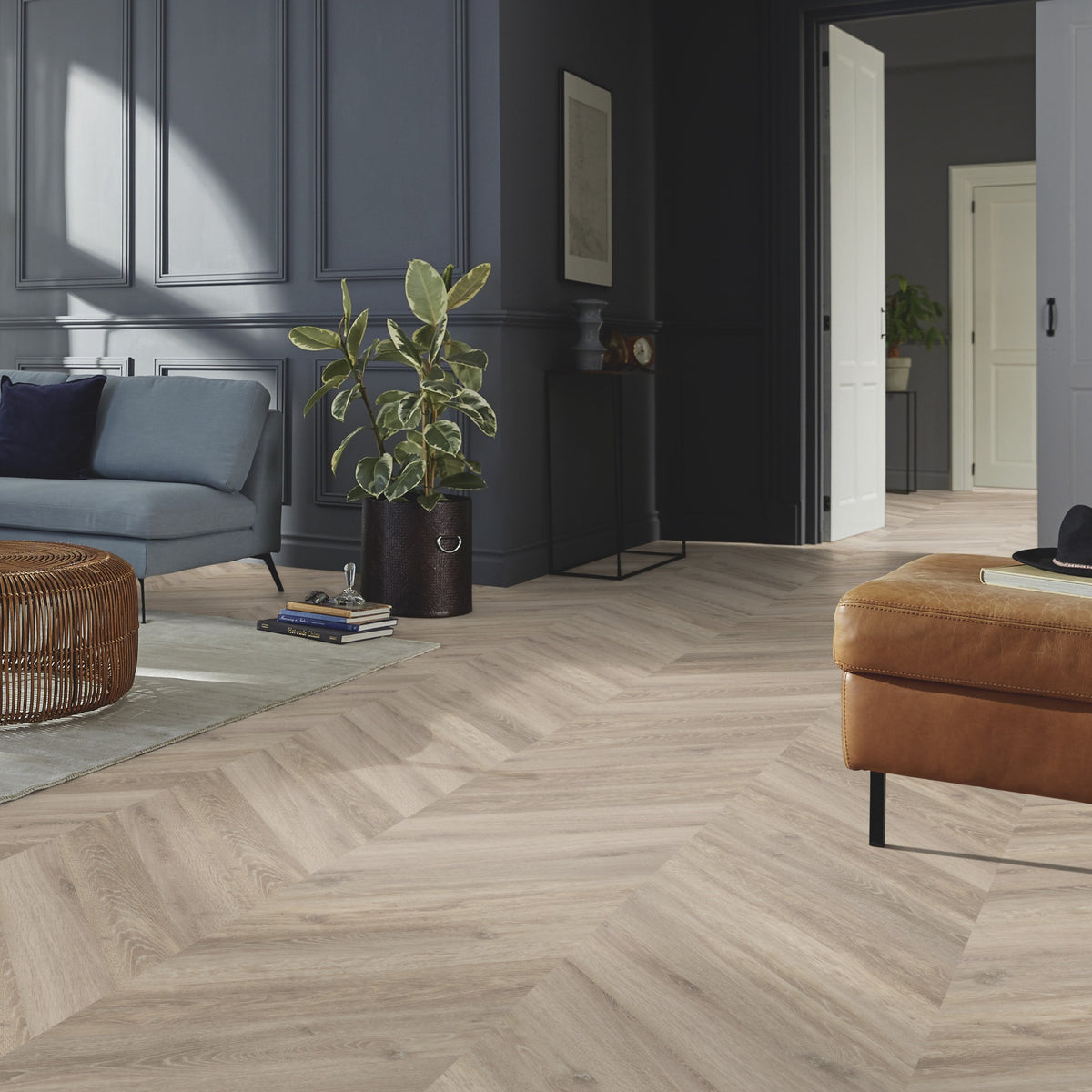 mFlor Chevron Parva Oak Sardinia